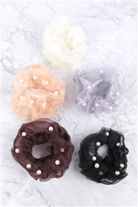 Pearl Scrunchie