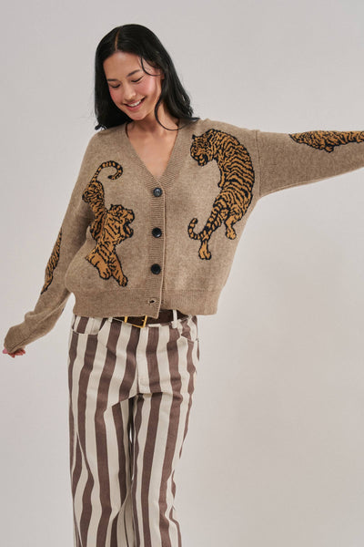 Urban Daizy - Tiger Jacquard Knit Sweater Cardigan
