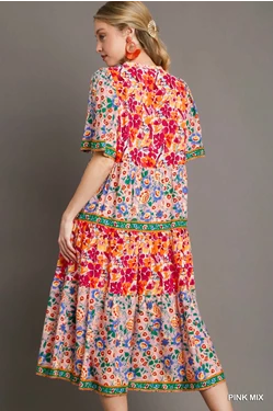 Mixed Floral Print Round Neck Maxi Dress