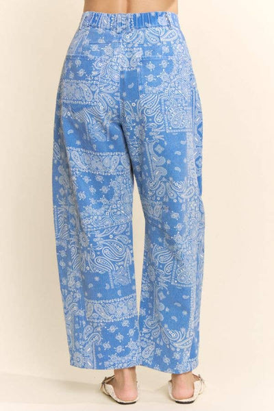 Davi & Dani - Bandana Print High-Rise Barrel Pants