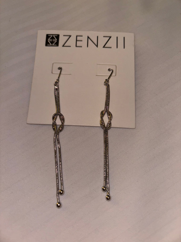 Zenzii Silver Knotted Chain Necklace