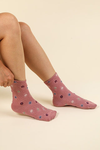 Textured Floral Crew Socks