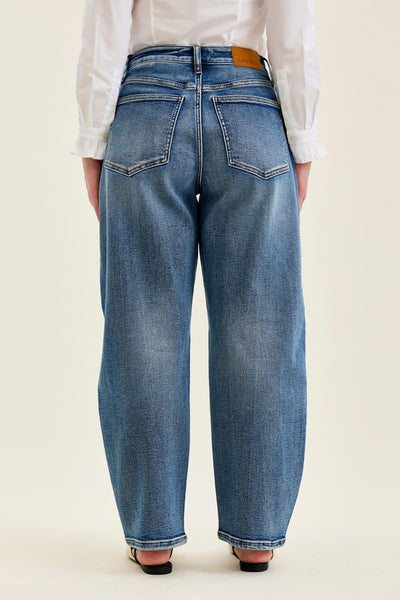 Judy Blue Petite Marlow high-waist arc leg jeans in dark weathered indigo with 28-inch inseam