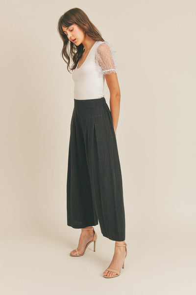 Scoop Neck Puff Top